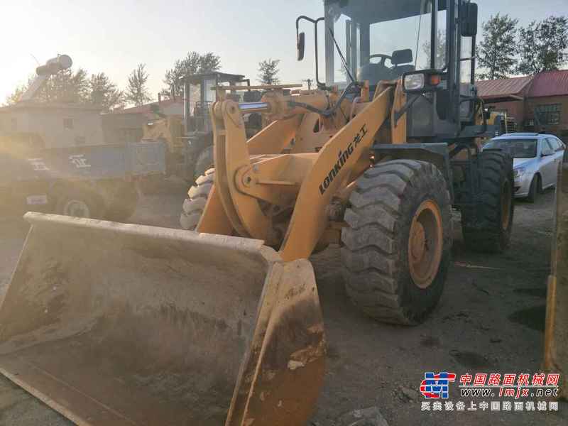 河北出售转让二手2200小时2014年龙工LG833G装载机