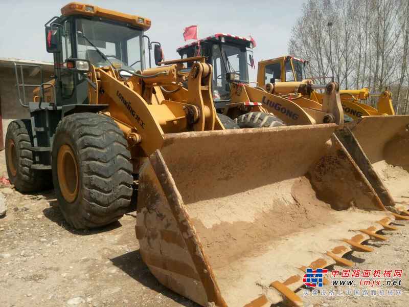 山西出售转让二手2000小时2015年龙工LG855B装载机