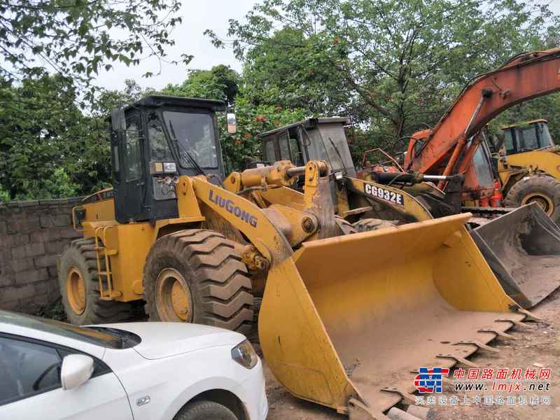 四川出售转让二手4000小时2014年柳工CLG855装载机