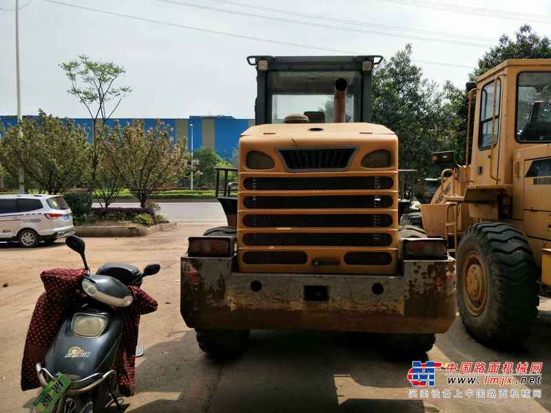 湖南出售转让二手2000小时2011年龙工LG833B装载机