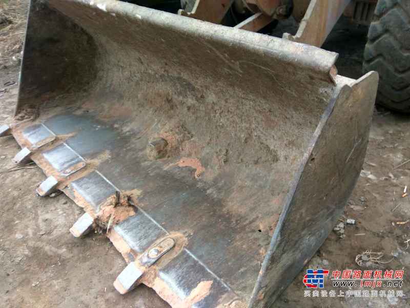 辽宁出售转让二手5000小时2011年龙工LG833B装载机
