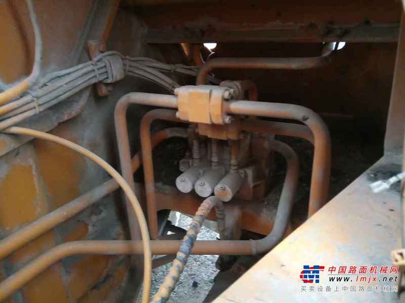 吉林出售转让二手4000小时2007年现代HL装载机