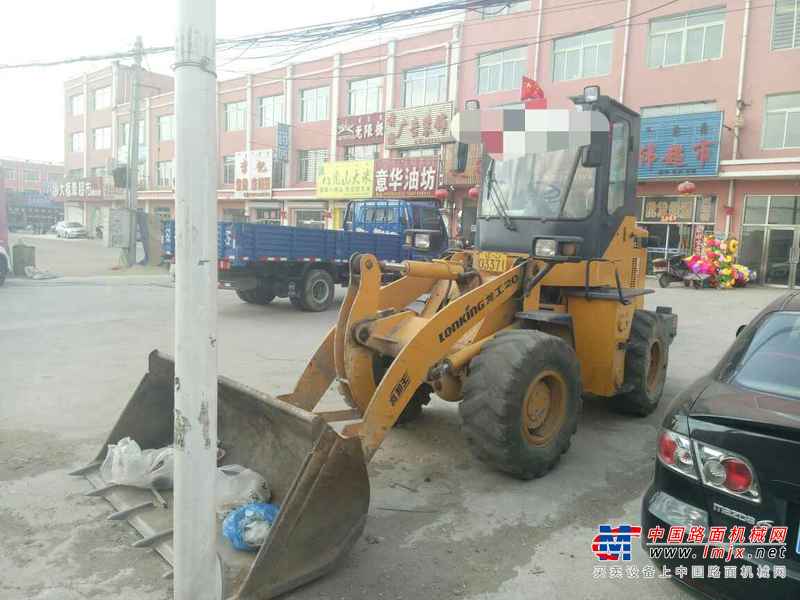 辽宁出售转让二手4000小时2010年龙工CL820装载机