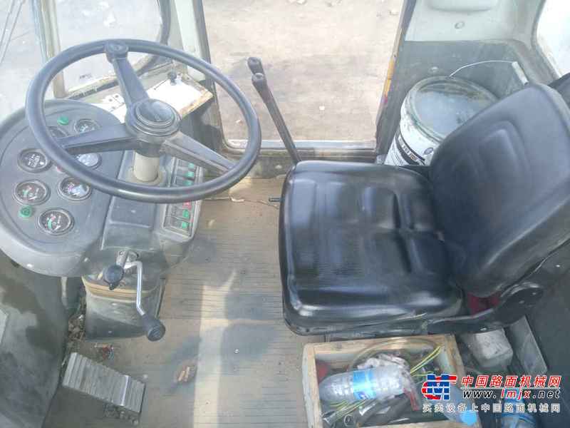 辽宁出售转让二手1000小时2011年龙工LG818装载机
