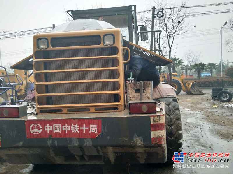 河南出售转让二手3400小时2012年龙工LG853DH装载机