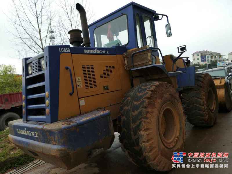 江西出售转让二手2900小时2011年龙工LG850装载机