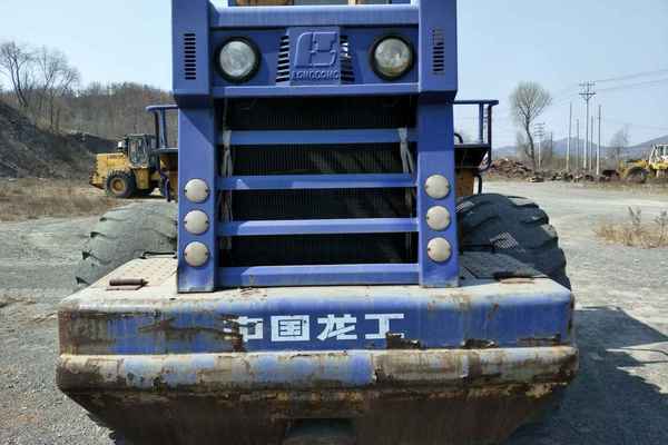 辽宁出售转让二手8000小时2010年龙工LG855装载机