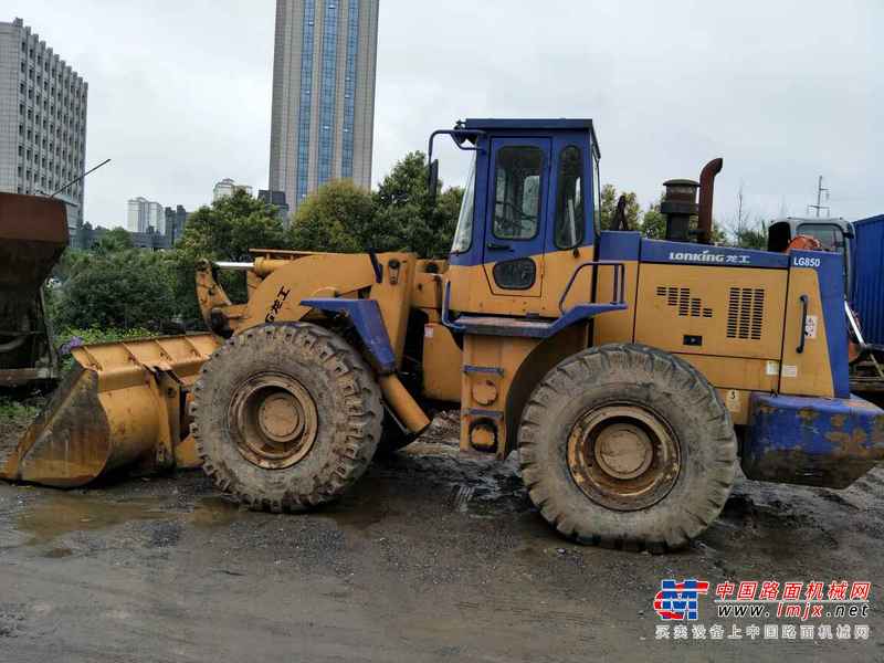 江西出售转让二手10000小时2011年龙工LG850装载机