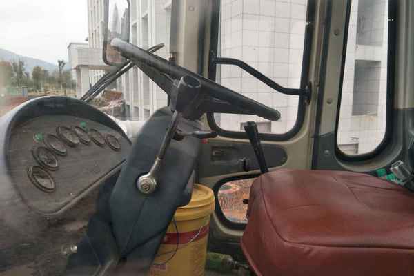 江西出售转让二手9500小时2011年龙工LG850装载机