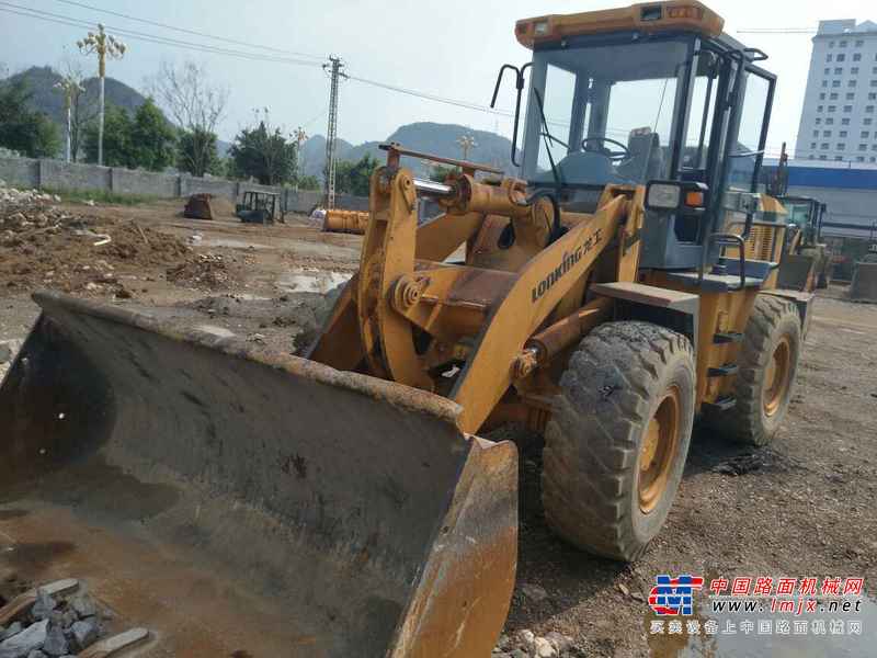 贵州出售转让二手4800小时2012年龙工LG833B装载机