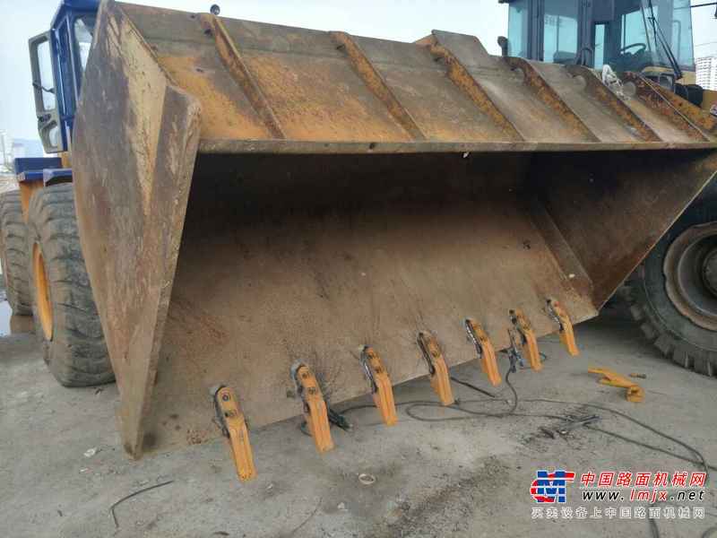 贵州出售转让二手6000小时2009年龙工LG855装载机