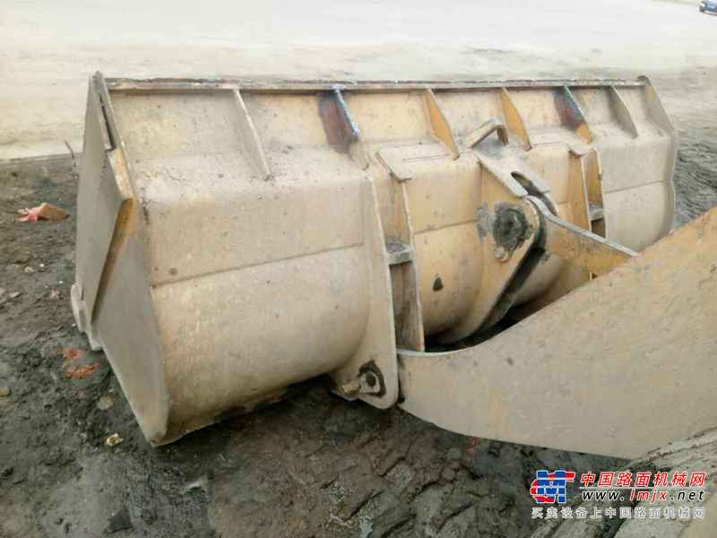 吉林出售转让二手3000小时2010年山工ZL30E装载机