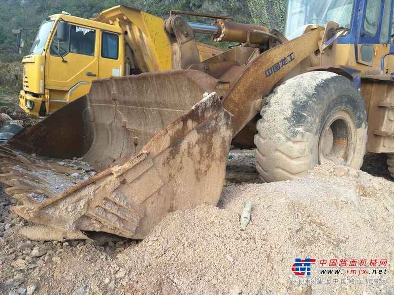 贵州出售转让二手8377小时2010年龙工LG855装载机