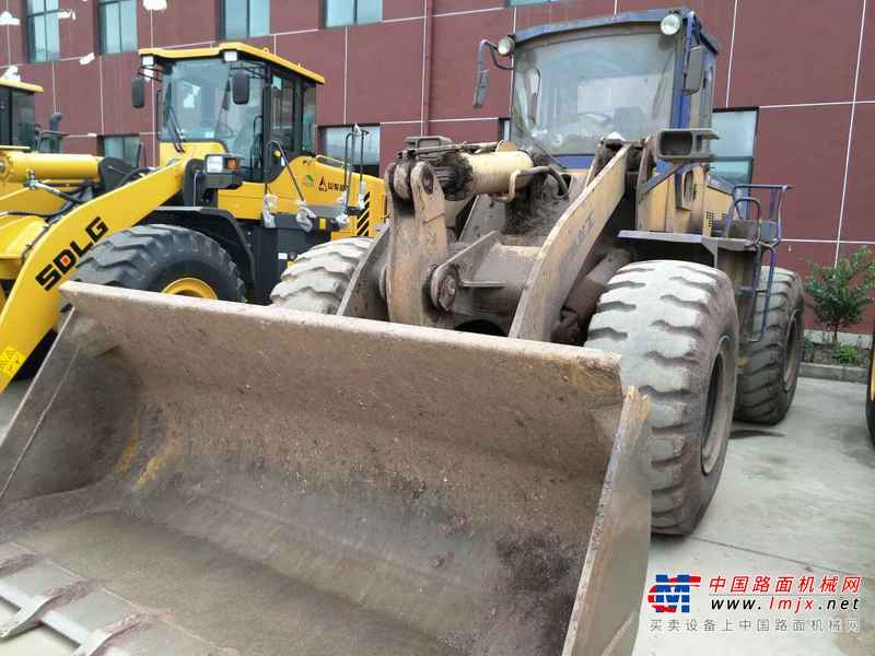 贵州出售转让二手4000小时2013年龙工LG855D装载机