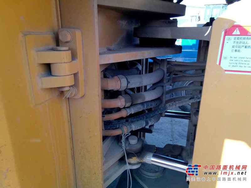 山西出售转让二手2300小时2012年龙工LG833B装载机