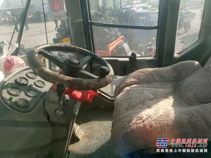 山西出售转让二手2300小时2012年龙工LG833B装载机