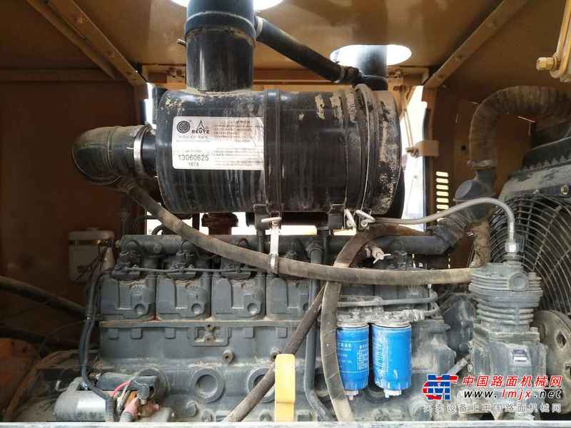 河南出售转让二手971小时2015年龙工LG833B装载机