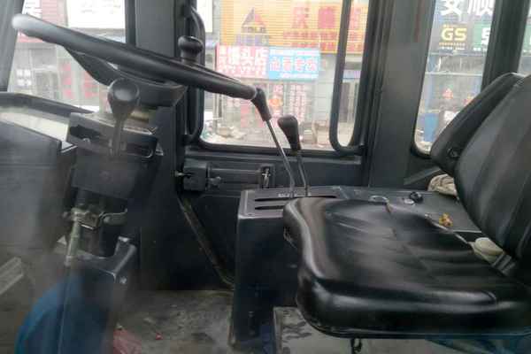 辽宁出售转让二手5000小时2009年柳工CLG855装载机