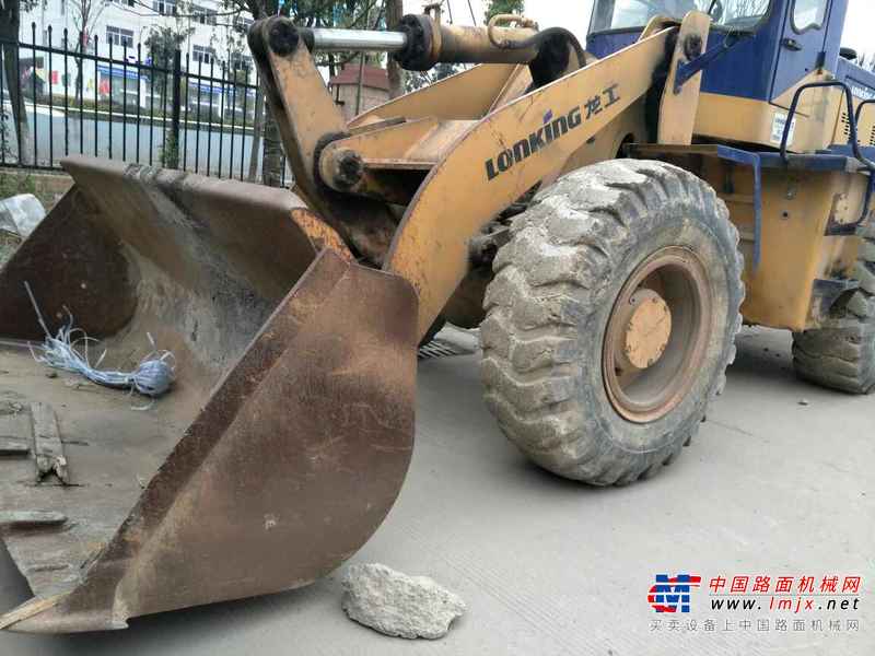 贵州出售转让二手9718小时2008年龙工LG833装载机