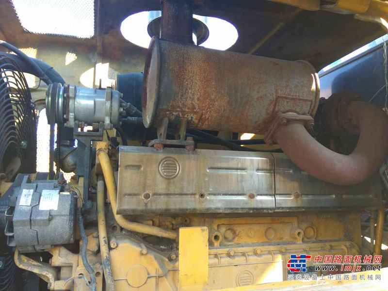 山东出售转让二手3200小时2011年山工SEM652B装载机