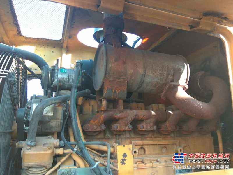 山东出售转让二手1700小时2013年山工SEM652B装载机