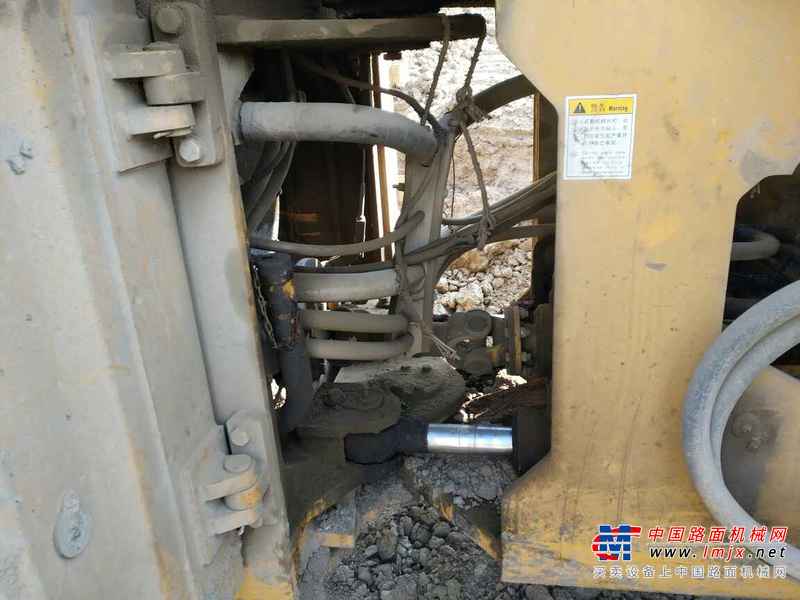 河北出售转让二手5200小时2007年龙工LG855装载机