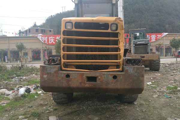 贵州出售转让二手5179小时2012年龙工LG833B装载机
