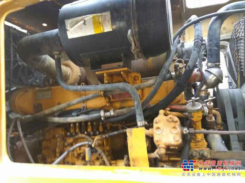 山东出售转让二手8000小时2010年山工SEM652B装载机