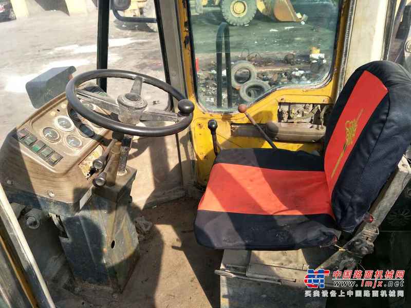 山西出售转让二手5300小时2007年山工SEM956装载机