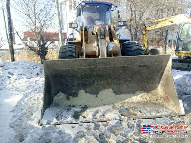 黑龙江出售转让二手8000小时2010年龙工LG855B装载机