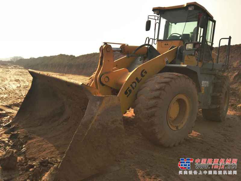 山西出售转让二手6000小时2010年临工LG953装载机