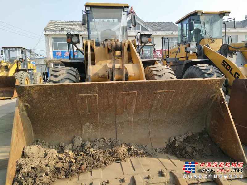 山东出售转让二手1800小时2014年山工SEM650B装载机
