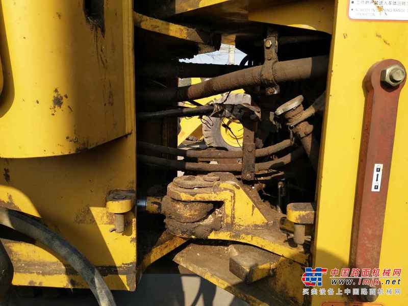 山东出售转让二手1600小时2013年山工SEM652B装载机