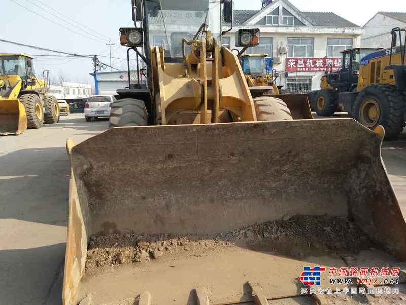 山东出售转让二手4500小时2014年山工SEM630B装载机