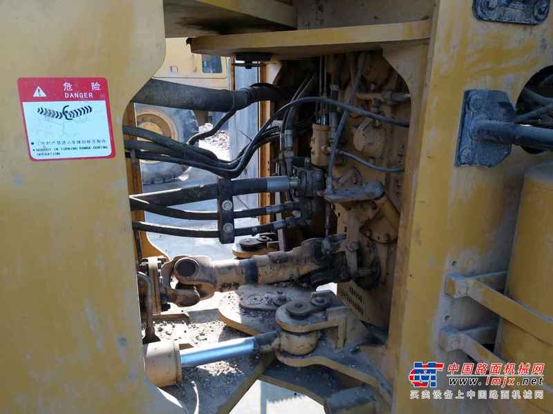山东出售转让二手860小时2015年山工SEM650B装载机
