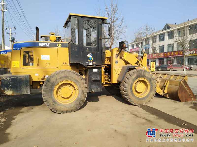 山东出售转让二手1500小时2014年山工SEM630B装载机