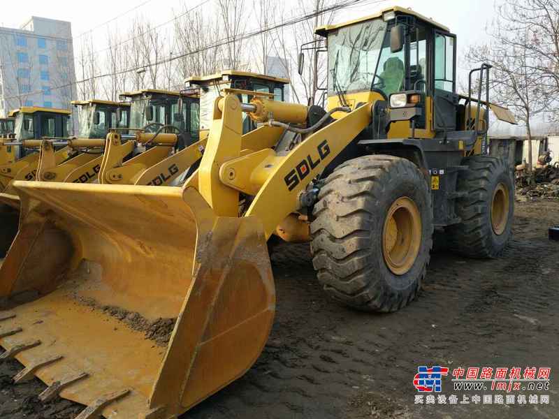 山东出售转让二手800小时2015年临工LG953N装载机
