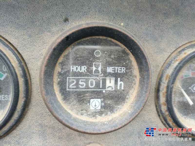 山西出售转让二手2500小时2013年龙工LG850D装载机