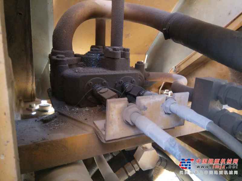 山西出售转让二手5500小时2010年龙工LG850装载机