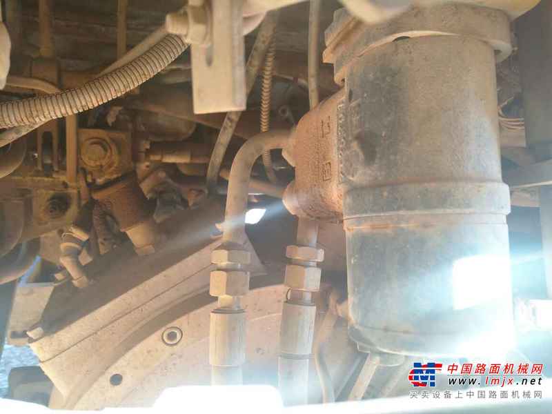 云南出售转让二手2210小时2012年山工SEM630B装载机