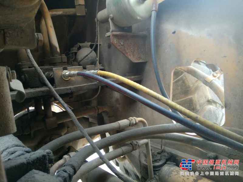 山西出售转让二手6500小时2005年龙工LG855装载机