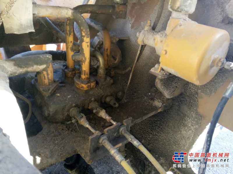 山西出售转让二手9000小时2005年龙工LG855装载机