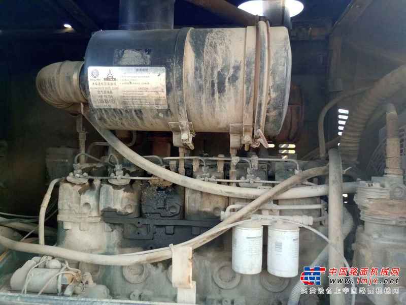 山西出售转让二手5000小时2011年龙工LG833B装载机