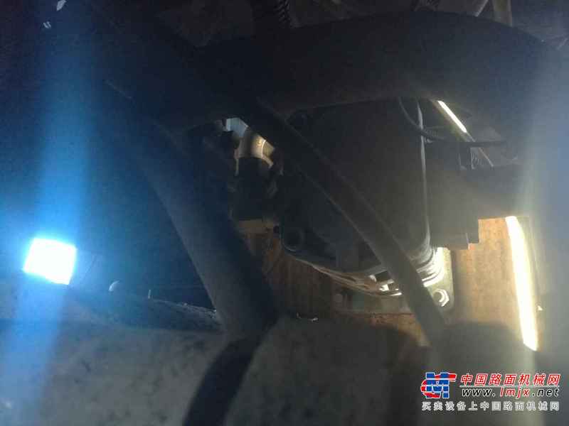 山西出售转让二手2000小时2013年龙工LG855D装载机