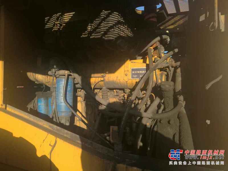 山西出售转让二手2500小时2013年龙工LG855D装载机