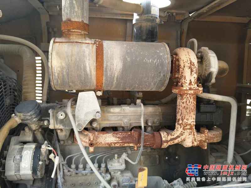 贵州出售转让二手3000小时2014年龙工LG833装载机
