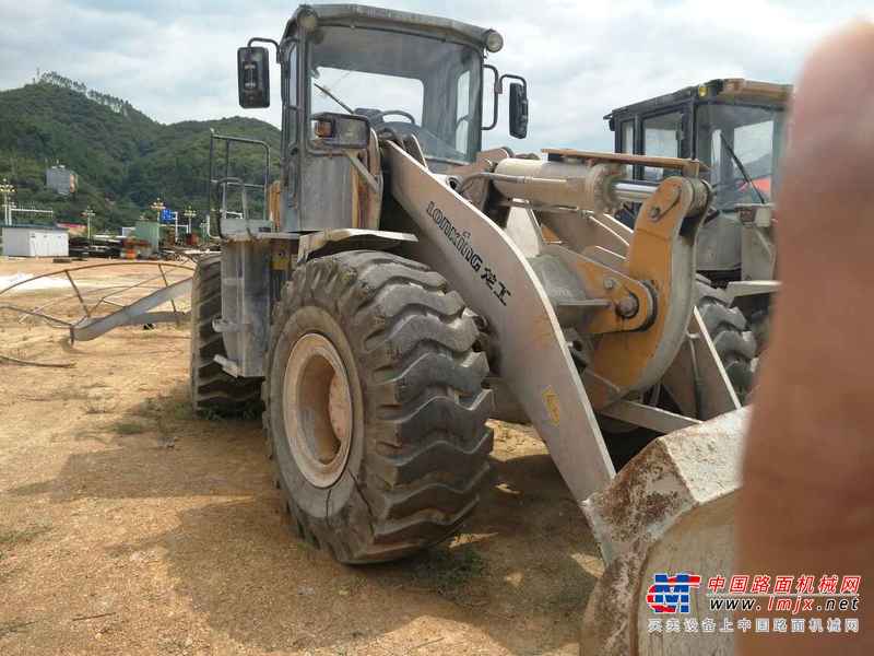 贵州出售转让二手3000小时2014年龙工LG855装载机