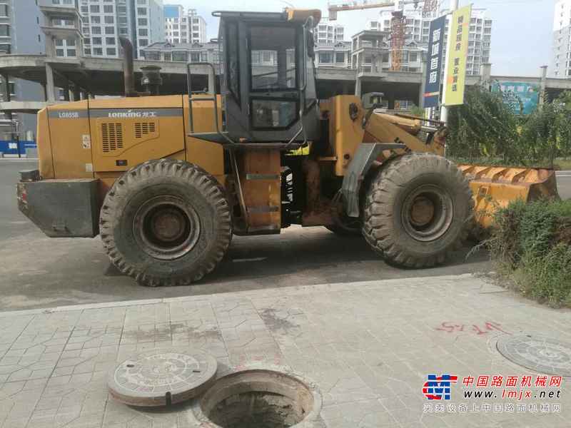 山西出售转让二手3500小时2010年龙工LG855B装载机
