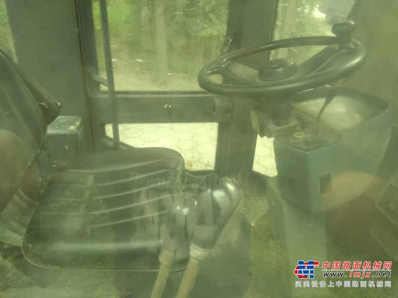 山西出售转让二手1800小时2014年柳工CLG855装载机