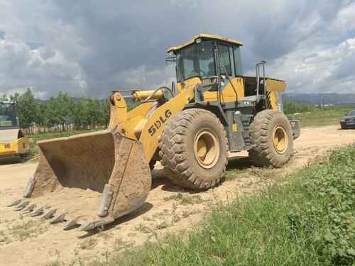 山西出售转让二手6800小时2010年临工LG953装载机